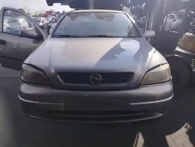 Verschrottungsfahrzeug OPEL ASTRA G BERLINA 2.0 DTI des Jahres 2000 angetrieben Y20DTH