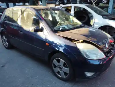 Veicolo di demolizione ford fiesta (cbk) 1.4 tdci cat dell'anno 2003 alimentato fxja