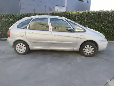 Veículo de Sucata citroen xsara picasso (n68) 2.0 hdi do ano 2004 alimentado rhy