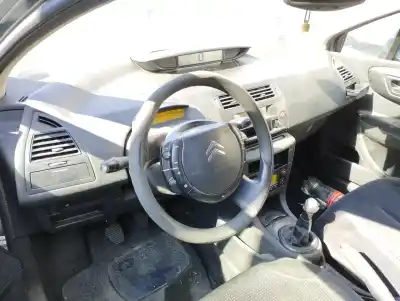 Veículo de Sucata citroen c4 berlina collection do ano 2006 alimentado 9hy