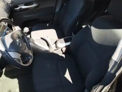 Scrapping Vehicle toyota auris (_e15_) 1.6 (zre151_) of the year 2013 powered 1zrfe