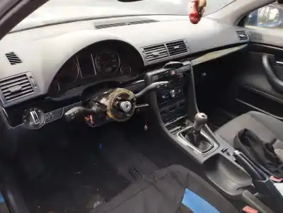 Veículo de Sucata audi a4 berlina (8e) 1.9 tdi (96kw) do ano 2003 alimentado avf