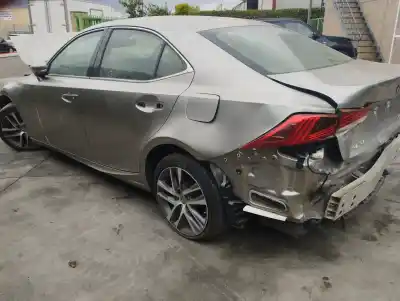 Veículo de Sucata lexus is 250c 2.5 v6 cat do ano 2018 alimentado 2arfse