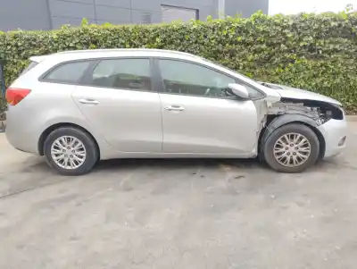 Scrapping Vehicle kia cee´d concept of the year 2013 powered d4fc