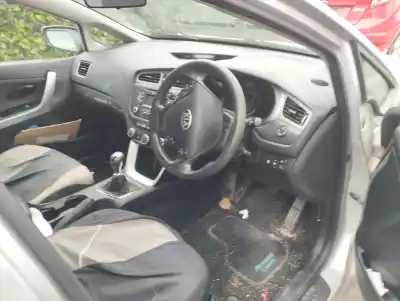 Scrapping Vehicle kia cee´d concept of the year 2013 powered d4fc