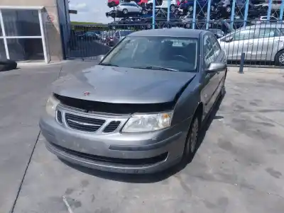 Veículo de Sucata SAAB 9-3 BERLINA * do ano 2003 alimentado 