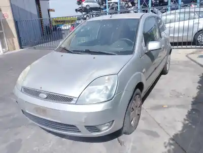 Veicolo di demolizione FORD FIESTA (CBK) 1.4 TDCi CAT dell'anno 2001 alimentato F6JA