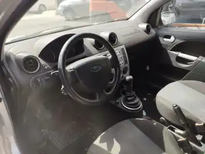 Veicolo di demolizione ford fiesta (cbk) 1.4 tdci cat dell'anno 2001 alimentato f6ja