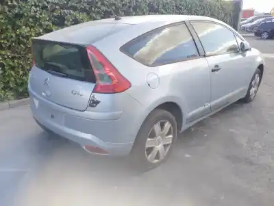 Veículo de Sucata citroen c4 berlina collection do ano 2006 alimentado 9hy