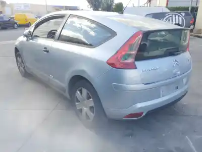 Veículo de Sucata citroen c4 berlina collection do ano 2006 alimentado 9hy