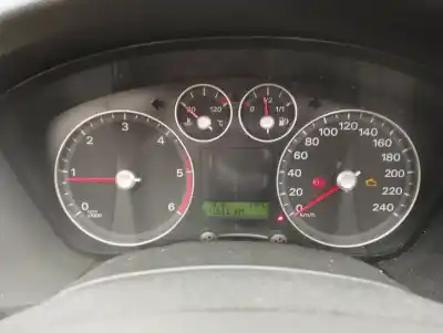 Veículo de Sucata ford focus berlina (cak) trend do ano 2007 alimentado f9da