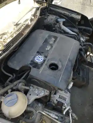 Sloopvoertuig volkswagen polo (9n1) 1.4 16v van het jaar 2003 aangedreven 