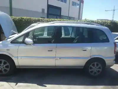 Veicolo di demolizione OPEL ZAFIRA A Blue Line dell'anno 2003 alimentato Y22DTR