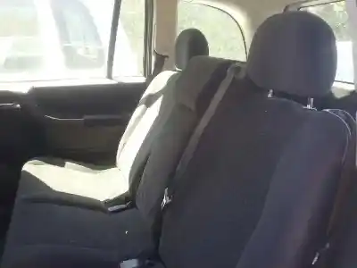 Veicolo di demolizione opel zafira a blue line dell'anno 2003 alimentato y22dtr