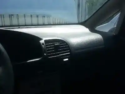 Veicolo di demolizione opel zafira a blue line dell'anno 2003 alimentato y22dtr