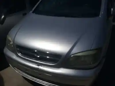 Veicolo di demolizione opel zafira a blue line dell'anno 2003 alimentato y22dtr
