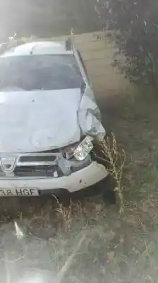 Veículo de Sucata dacia duster ambiance 4x2 do ano 2011 alimentado k9k894