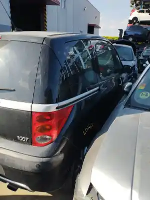 Veículo de Sucata peugeot 1007 1.4 hdi do ano 2005 alimentado 8hz