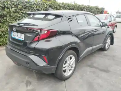 Scrapping Vehicle toyota c-hr hybrid dynamic of the year 2021 powered 2zrfxe