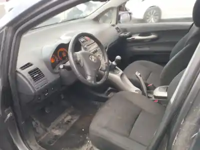 Vehicul casat toyota auris (_e15_) 1.6 (zre151_) al anului 2007 alimentat 1zrfe