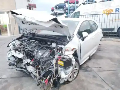 Veicolo di demolizione TOYOTA COROLLA (E21) Hybrid Advance dell'anno 2022 alimentato 2ZRFXE