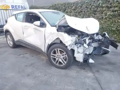 Здавання транспортного засобу toyota c-hr hybrid active року 2023 потужний 2zr