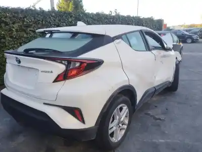 Здавання транспортного засобу toyota c-hr hybrid active року 2023 потужний 2zr