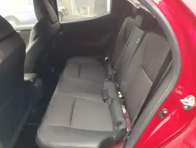 Sloopvoertuig toyota yaris hybrid active van het jaar 2022 aangedreven m15afxe