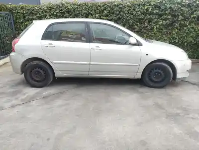 Veicolo di demolizione toyota corolla (_e12_) 2.0 d-4d (cde120r_ cde120l_) dell'anno 2005 alimentato 1cdftv