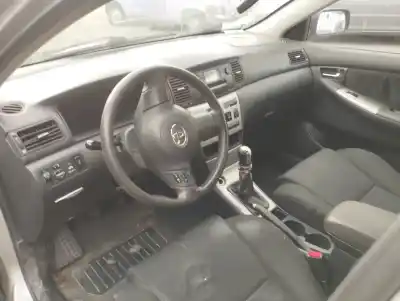 Veicolo di demolizione toyota corolla (_e12_) 2.0 d-4d (cde120r_ cde120l_) dell'anno 2005 alimentato 1cdftv