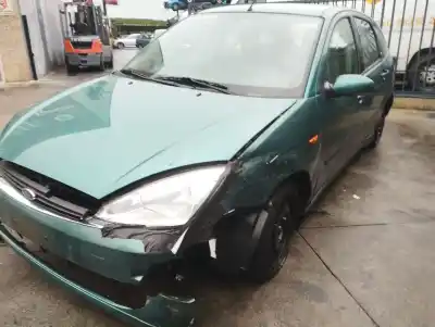 Veículo de Sucata FORD FOCUS BERLINA (CAK) 1.6 16V CAT do ano 1998 alimentado FYDC