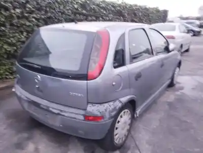 Scrapping Vehicle opel corsa c 1.2 16v cat (z 12 xe / lw4) of the year 2003 powered z12xe