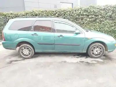 Veículo de Sucata ford focus berlina (cak) 1.8 tdci cat do ano 2002 alimentado ffda