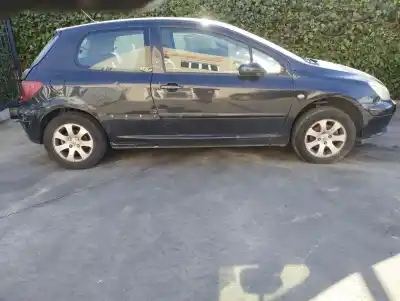 Veículo de Sucata peugeot 307 (s1) xs do ano 2003 alimentado rhy