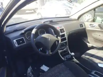 Veículo de Sucata peugeot 307 (s1) xs do ano 2003 alimentado rhy