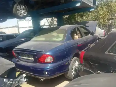 Veículo de Sucata jaguar                                             x-type i (x400)                                                                                                                                                                                                                                            2.5 v6 a las 4 ruedas                                                                                                                                                                                                                                      do ano 2004 alimentado 