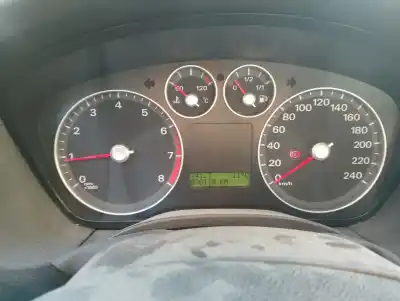 Veículo de Sucata ford focus berlina (cap) ghia do ano 2007 alimentado hxda