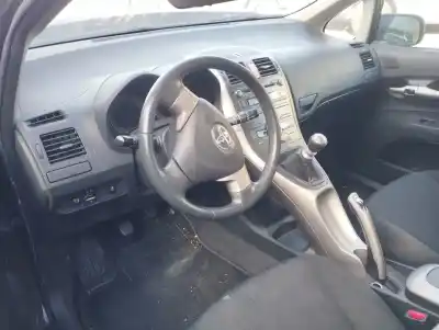 Veículo de Sucata toyota auris (_e15_) 2.0 d-4d (ade150_) do ano 2008 alimentado 1adftv