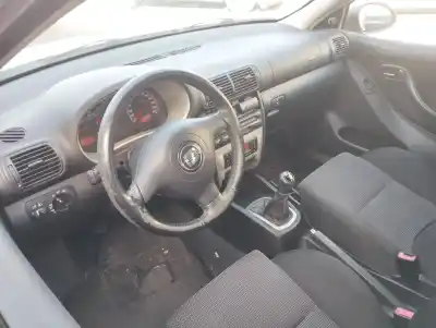 Здавання транспортного засобу seat leon (1m1) signo року 2004 потужний alh