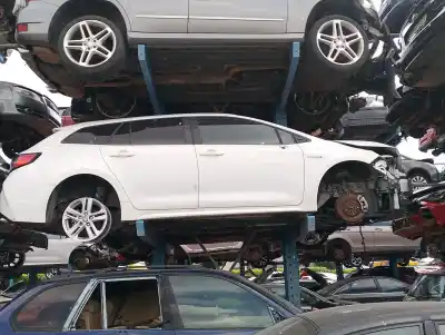 Veicolo di demolizione TOYOTA COROLLA (E21) SEDAN 1.8 16V HYBRID dell'anno 2020 alimentato 2ZRFXE