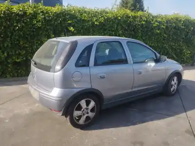 Scrapping Vehicle opel corsa c 1.2 16v cat (z 12 xe / lw4) of the year 2004 powered lw4