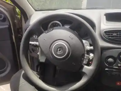 Здавання транспортного засобу renault                                            clio iii                                                                                                                                                                                                                                                   exception                                                                                                                                                                                                                                                  року 2010 потужний d4f740
