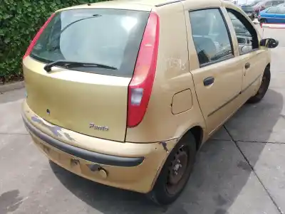 Veículo de Sucata fiat punto berlina (188) 1.2 8v dynamic do ano 2004 alimentado 188a4000