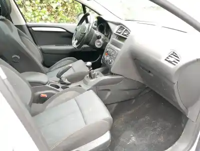 Veicolo di demolizione citroen c4 lim. 1.6 hdi fap dell'anno 2011 alimentato 9hr