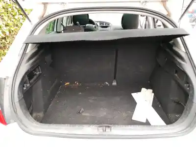 Veicolo di demolizione citroen c4 lim. 1.6 hdi fap dell'anno 2011 alimentato 9hr