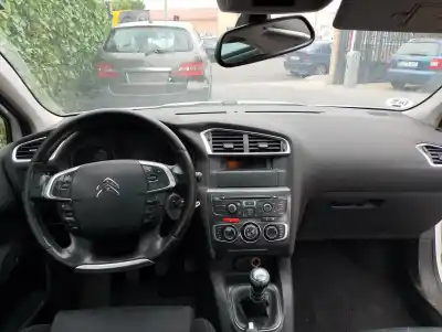 Veicolo di demolizione citroen c4 lim. 1.6 hdi fap dell'anno 2011 alimentato 9hr