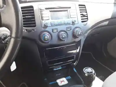 Veículo de Sucata kia magentis ex ii do ano 2006 alimentado d4ea