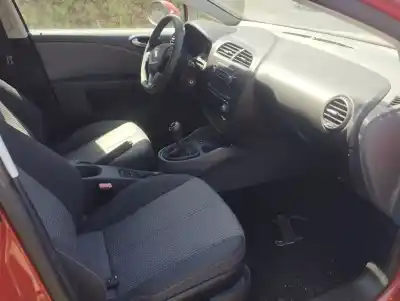 Veículo de Sucata seat leon (1p1) 1.6 tdi do ano 2010 alimentado cayc