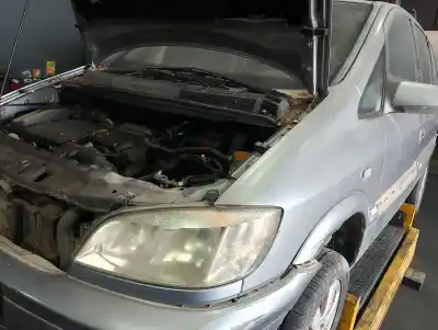 Sloopvoertuig opel zafira a elegance van het jaar 2005 aangedreven y20dth