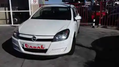 Véhicule à la ferraille OPEL ASTRA H BERLINA  de l'année 2004 alimenté Z17DTH